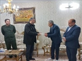 مسئولان ملارد به دیدار خانواده شهداء رفتند