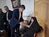 دیدار سرپرست فرمانداری شهرستان ملارد با خانواده شهیدان تقوی و غلامی