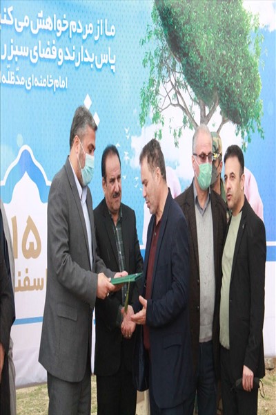 آغازعملیات نهال کاری  پارک ۸ هکتاری