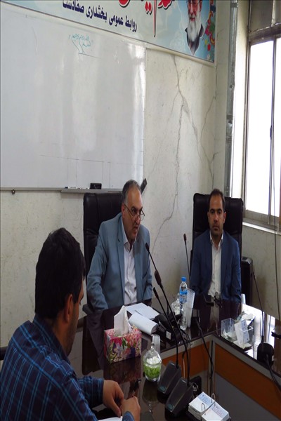 نشست صمیمی بخشدار صفادشت با دهیاران