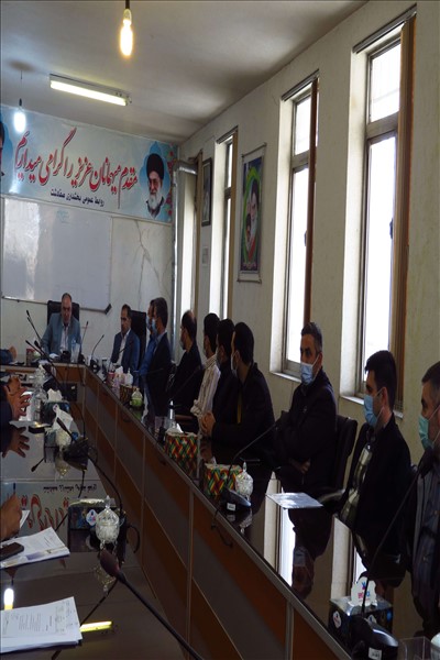 نشست صمیمی بخشدار صفادشت با دهیاران