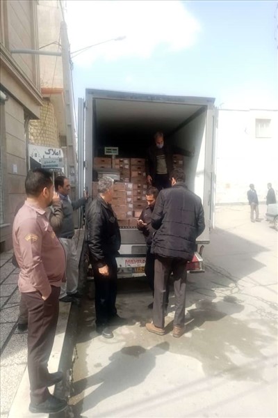 توزیع مرغ ، شکر،برنج و میوه تنظیم