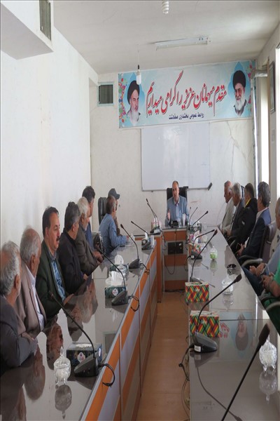 جلسه رفع مشکلات وضعیت آبرسانی روستای
