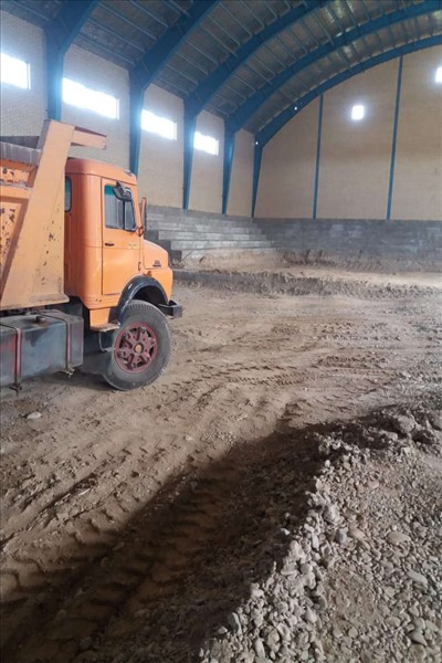 عملیات خاکبرداری جهت اجرای بلوکاژ