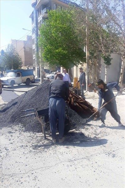 آغاز اجرای عملیات لکه گیری و آسفالت