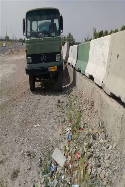 لایروبی و تخلیه زباله های مخازن