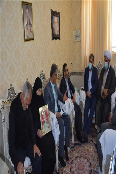 مسئولین شهر ملارد به دیدار خانواده