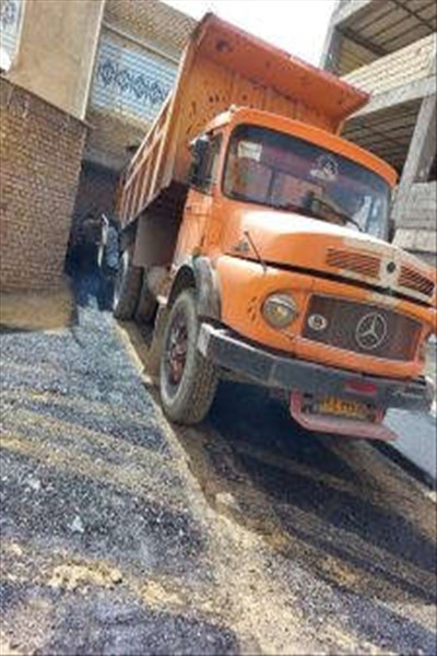 اجرای عملیات آسفالت خیابان نبوت