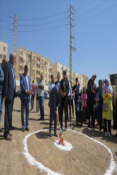 آئین کلنگ زنی احداث مدرسه 15 کلاسه